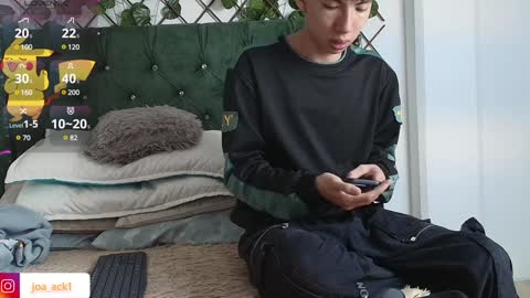 Snapshot of levi_ackermann1 chatting on January 13, 1:39 pm Levi online show from January 13, 1:39 pm