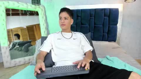 LevySteven online show from November 21, 8:57 am