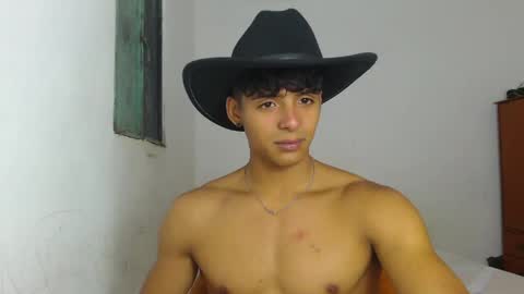 i  am lewis ly EDUARDO MEMDOZA15 online show from June 4, 11:11 pm