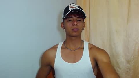 i  am lewis ly EDUARDO MEMDOZA15 online show from February 19, 3:08 pm