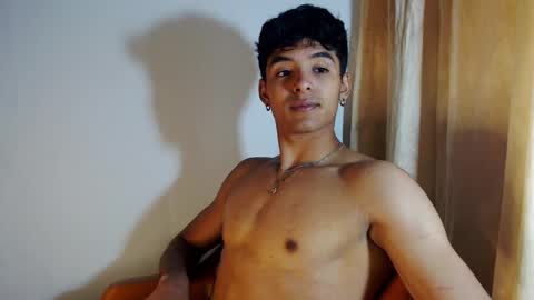 i  am lewis ly EDUARDO MEMDOZA15 online show from December 13, 7:53 pm