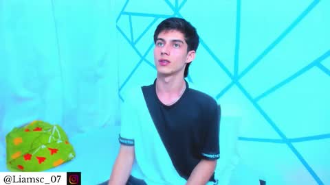 Liam scott77 online show from March 21, 10:36 pm