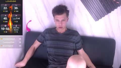 liam_york online show from March 15, 11:00 pm