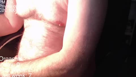 liebestool8 online show from December 3, 9:23 pm