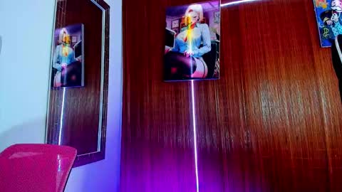 Daniel online show from March 1, 9:03 pm