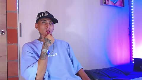 Daniel online show from November 22, 4:06 pm