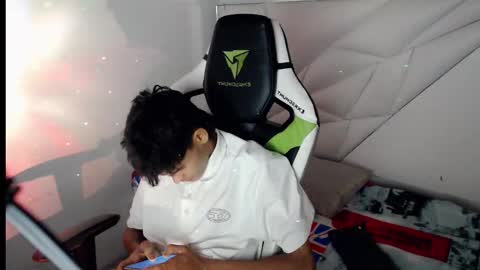 LIAM online show from December 17, 4:31 am