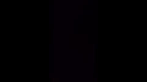 lilbird69850 online show from January 18, 8:33 pm