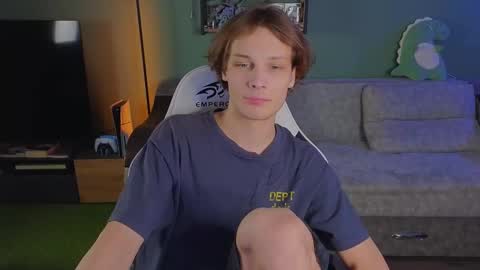 lilteddyboy online show from October 19, 2:42 pm