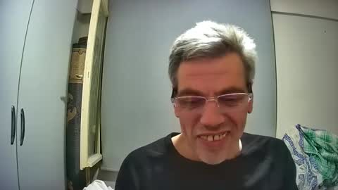 Snapshot of lily_lovelyman_ chatting on February 7, 6:24 pm lily lovelyman online show from February 7, 6:24 pm