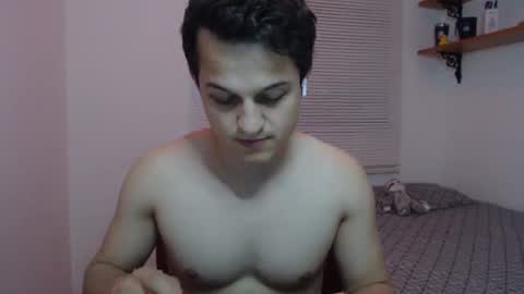Snapshot of lioncluess chatting on October 15, 10:28 pm Lion Cluess online show from October 15, 10:28 pm