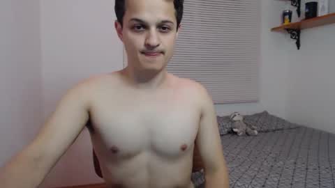 Snapshot of lioncluess chatting on October 13, 10:16 pm Lion Cluess online show from October 13, 10:16 pm