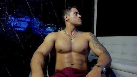 Snapshot of litoxxx_cass chatting on September 25, 2:10 am litoxxx_cass online show from September 25, 2:10 am