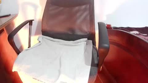 littleboy online show from November 14, 7:10 am