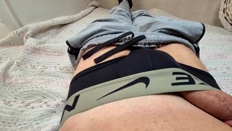 Lo82 online show from January 26, 2:19 pm