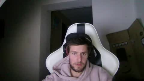 lobo online show from November 12, 11:20 pm