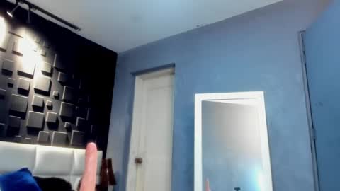 Snapshot of logan_varela chatting on December 11, 1:28 am logan_varela online show from December 11, 1:28 am