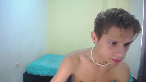 Snapshot of loganevans8 chatting on January 29, 4:52 pm Logan online show from January 29, 4:52 pm