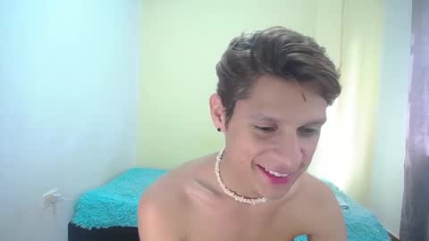 Snapshot of loganevans8 chatting on February 15, 2:11 pm Logan online show from February 15, 2:11 pm
