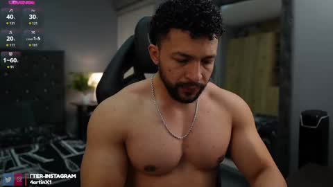 Snapshot of loganmartinx chatting on September 24, 11:14 pm loganmartinx online show from September 24, 11:14 pm