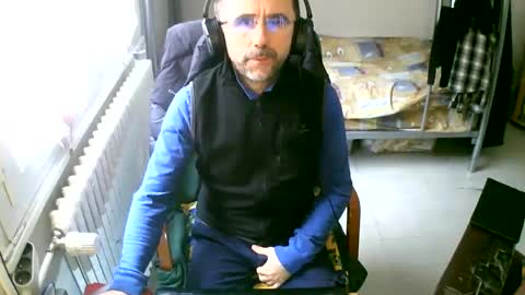 Snapshot of lokoum39 chatting on February 12, 12:12 pm lokoum39 online show from February 12, 12:12 pm