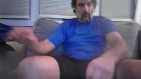 THE SEXIEST MAN ALIVE online show from December 14, 10:50 pm