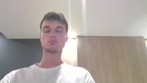 london_tomy online show from September 14, 11:40 pm