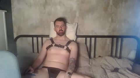 londonboyukgay online show from January 18, 10:56 pm