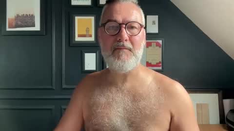 EnglishBear online show from September 15, 1:34 pm