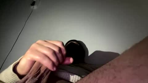 londonluxelad online show from April 18, 2:13 am