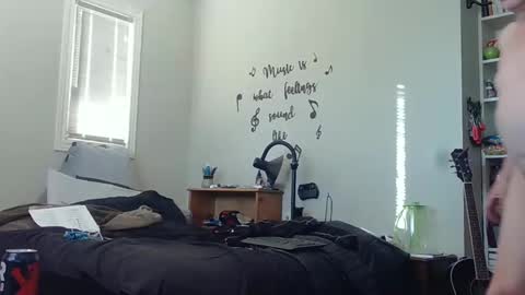 lonelydick2222 online show from February 7, 8:53 pm