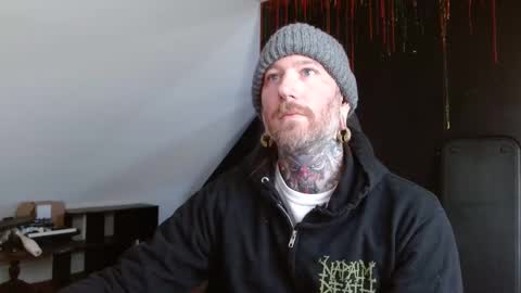 longhair online show from January 15, 5:15 pm