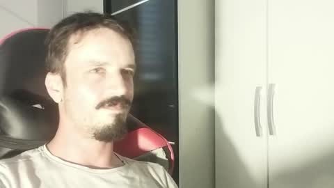 Lucas online show from January 27, 3:39 pm