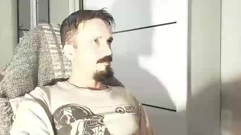 Lucas online show from February 3, 12:32 pm