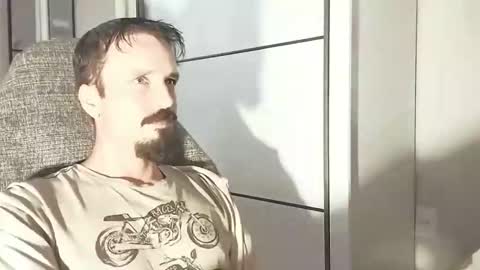 Lucas online show from March 3, 12:12 pm