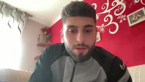 lorenzogrillo05 online show from October 19, 11:24 am