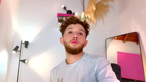 JUAN  JUAN online show from March 11, 10:00 am