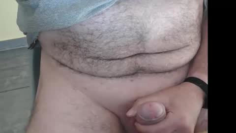 Snapshot of lovelybear2000 chatting on October 14, 10:33 am lovelybear2000 online show from October 14, 10:33 am