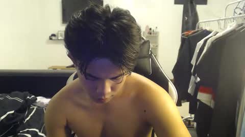 loverboyph04 online show from October 21, 6:00 pm