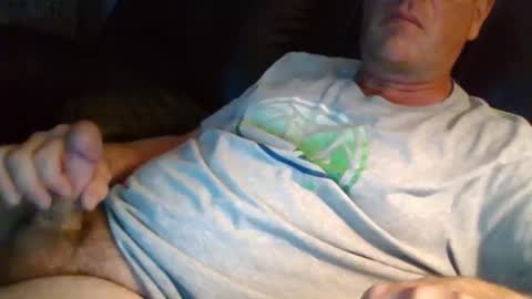 Snapshot of lovetocum37 chatting on September 29, 1:37 am lovetocum37 online show from September 29, 1:37 am