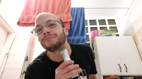 Lshot D online show from February 9, 4:50 pm