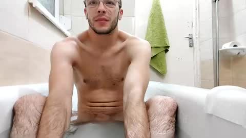 Lshot D online show from December 3, 2:23 am