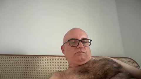 Snapshot of lucas10004 chatting on September 29, 5:28 am lucas10004 online show from September 29, 5:28 am
