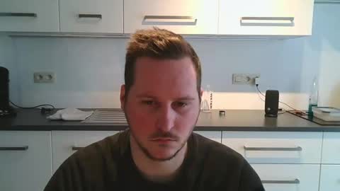 Snapshot of lucas1996_ chatting on January 28, 10:56 am Lucas online show from January 28, 10:56 am