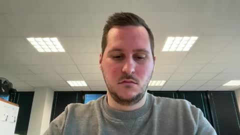 Snapshot of lucas1996_ chatting on December 20, 8:49 am Lucas online show from December 20, 8:49 am