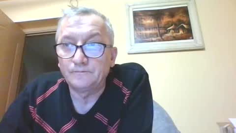 lucas_1818_love online show from March 8, 10:30 am