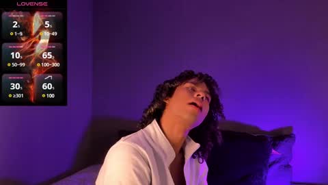   online show from December 6, 6:17 pm