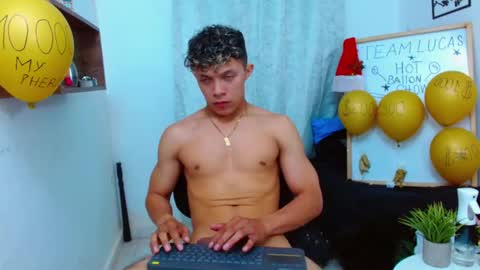 Lucas Luxx online show from December 18, 12:12 pm