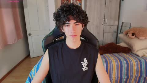 lucas_xo online show from April 8, 11:13 pm