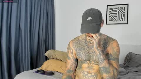 lucasexclusive online show from December 22, 5:26 am